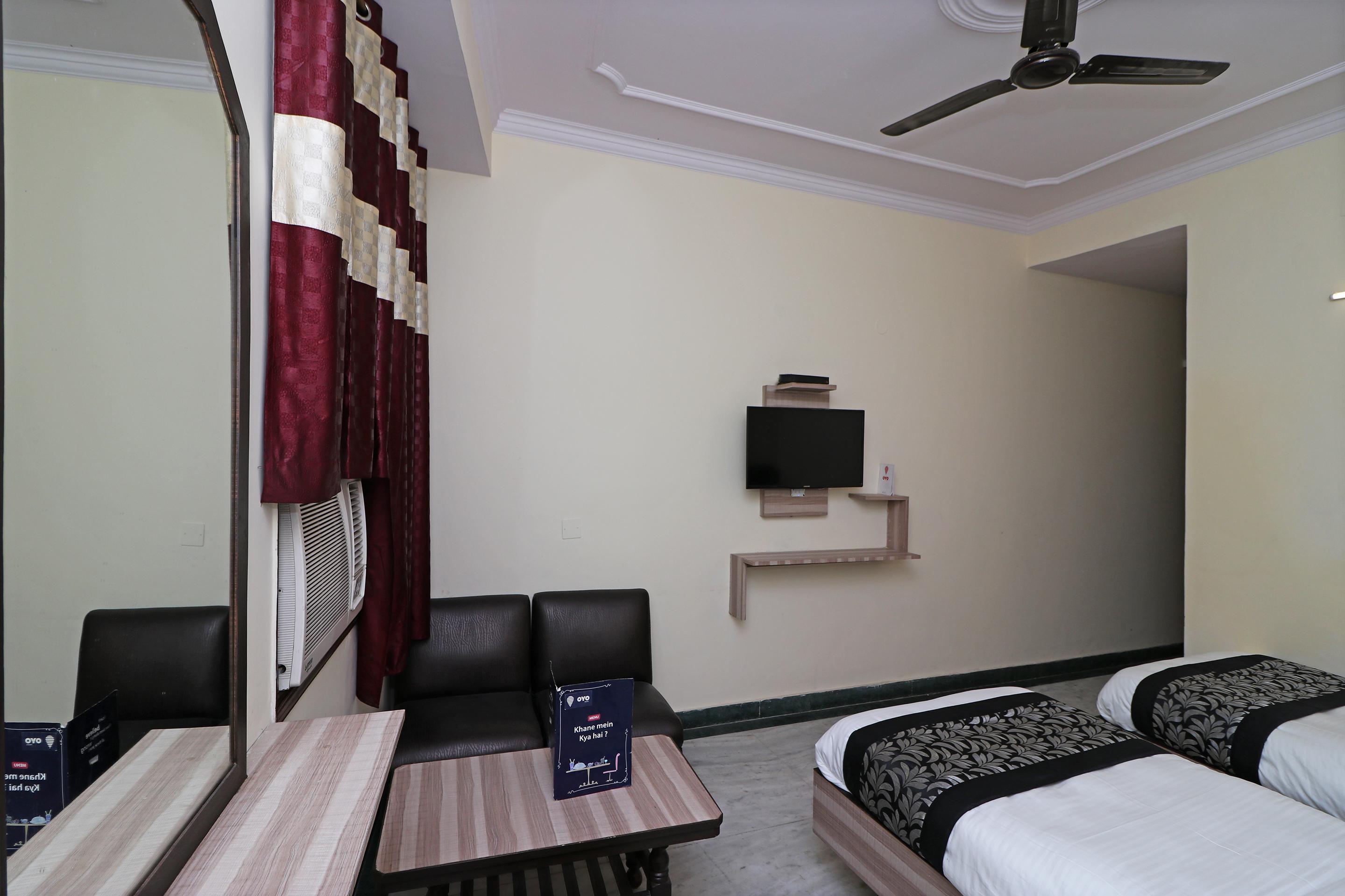 Adb Rooms Hotel Silver Shine ニューデリー エクステリア 写真